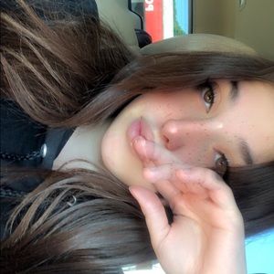 Meet your Posher, Abby